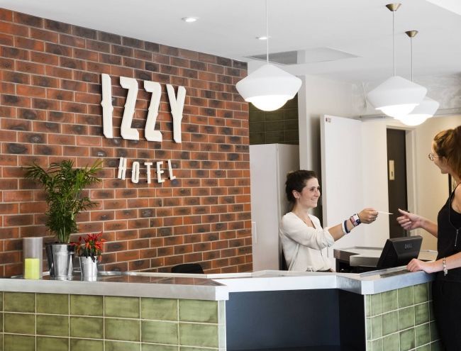 HappyHotels
