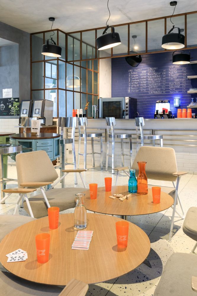 Hostel Ozz by HappyCulture - Restaurant - Young Hostel Nice